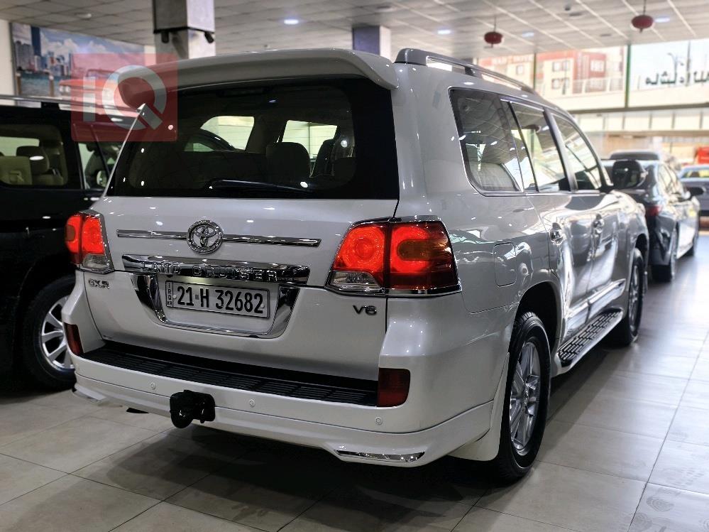 تويوتا لاندكروزر